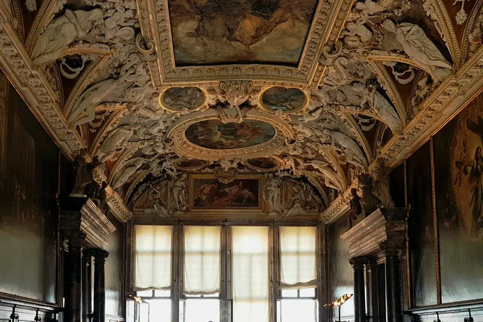 Les salles dans le palais des Doges