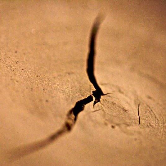 Comment réparer la fissure céramique ?