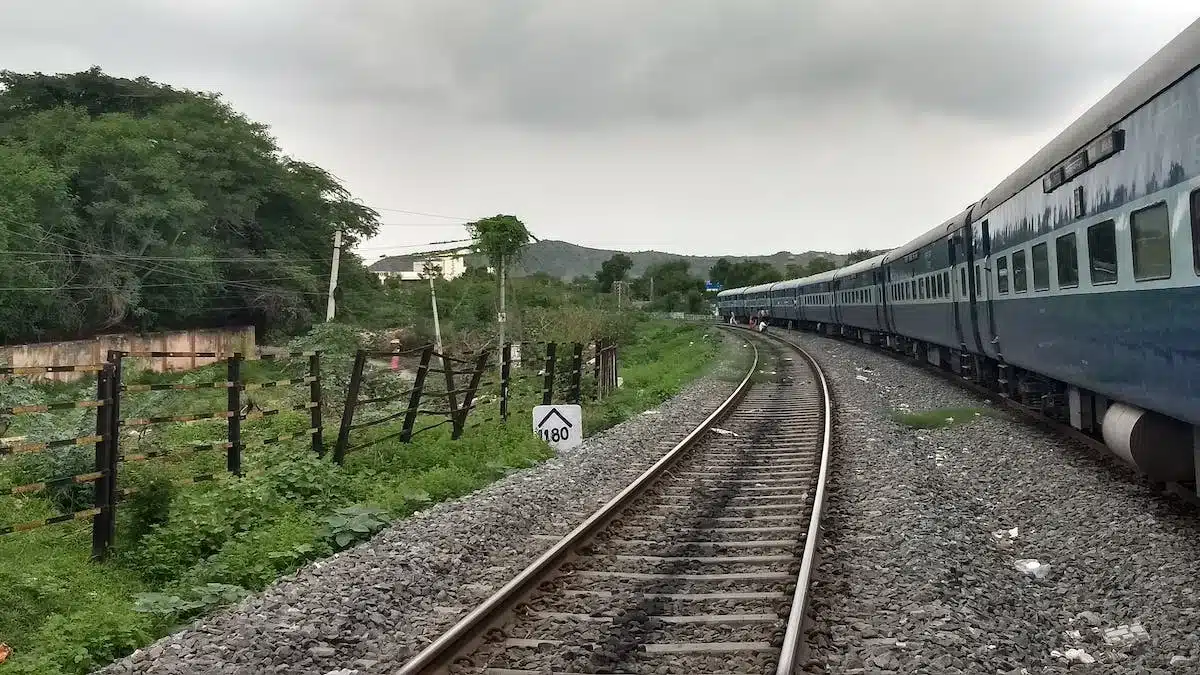train  voyage