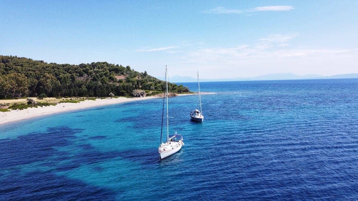 Découvrez les incontournables des excursions en bateau dans les îles grecques