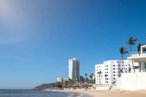 Découvrez les plus magnifiques hôtels offrant une vue imprenable sur la mer pour des vacances apaisantes